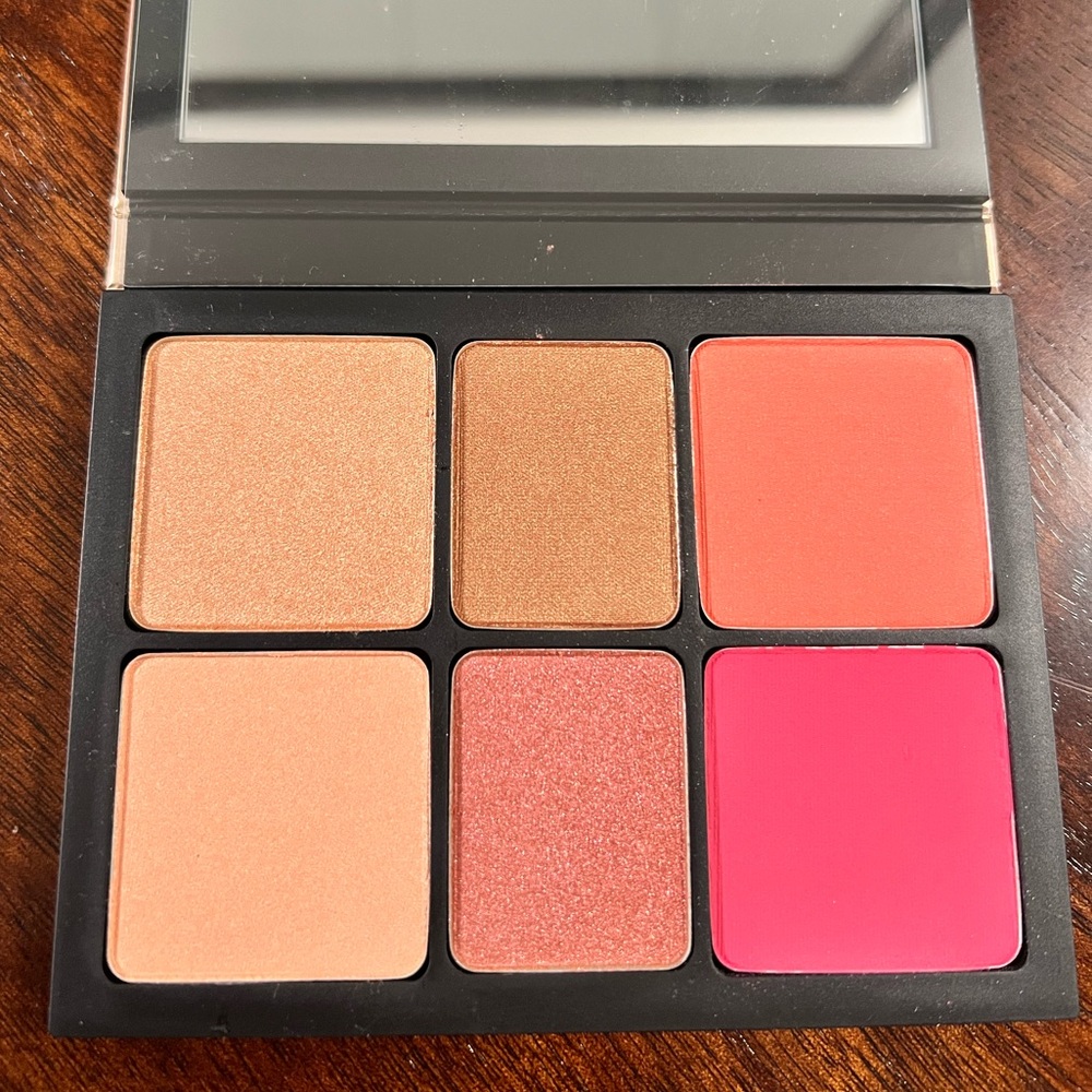 Smashbox Cali Kissed Palette - Highlighter & Blush Palette